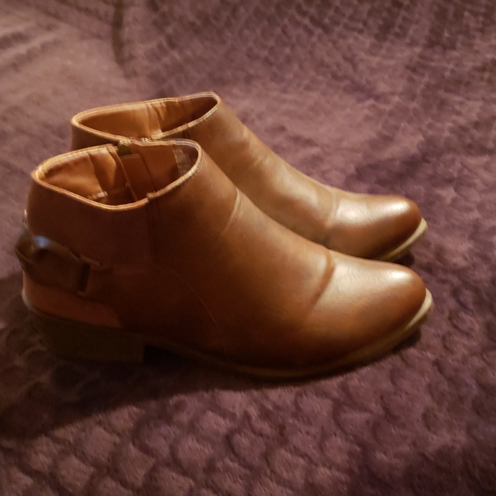 Rue 21 boots